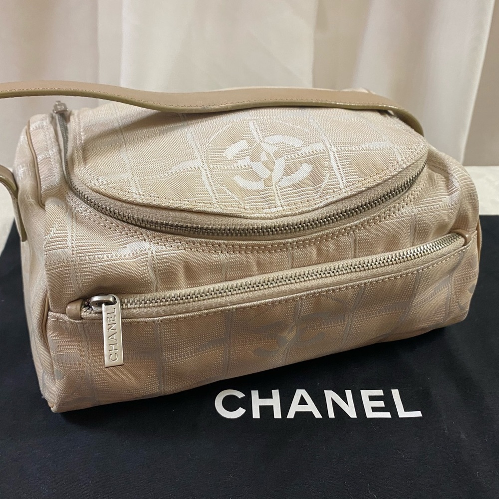 💕 Moving Sale! 💕 
Chanel Travel line Vanity Bag